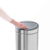 Мусорный бак 30 л Brabantia Touch Bin стальной - 5 фото