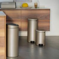 Мусорный бак с педалью 30 л Brabantia NewIcon шампань - 8 фото