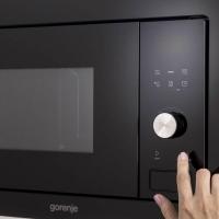 Встраиваемая микроволновая печь 59,5х38,8 см Gorenje Advanced BM201AG1BG черная - 25 фото