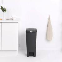 Ведро для мусора 40 л Brabantia Step Up черное - 5 фото