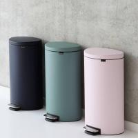 Мусорный бак с педалью 30 л Brabantia Flat Back синий - 4 фото