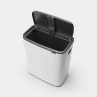 Мусорный бак 60 л Brabantia Bo Pedal Bin белый - 5 фото