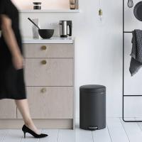 Мусорный бак с педалью 20 л Brabantia NewIcon черный - 5 фото