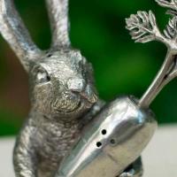 Солонка и перечница Rabbit Carrot 7,6х6,4 см Vagabond House Garden Friends - 8 фото