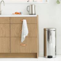 Мусорный бак с педалью 30 л Brabantia NewIcon стальной - 6 фото