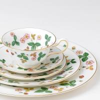 Чайник 800 мл Wedgwood Wild Strawberry - 2 фото