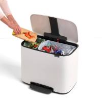 Мусорный бак 34 л Brabantia Bo Pedal Bin белый - 8 фото