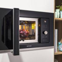 Встраиваемая микроволновая печь 59,5х38,8 см Gorenje Advanced BM201AG1BG черная - 23 фото