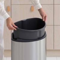 Мусорный бак 40 л Brabantia Touch Bin стальной - 4 фото