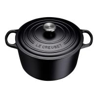 Кастрюля чугунная 24 см 5,3 л Le Creuset Signature матовая черная - 9 фото