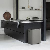 Мусорный бак 60 л Brabantia Bo Pedal Bin серый - 7 фото