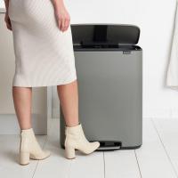 Мусорный бак 60 л Brabantia Bo Pedal Bin серый - 9 фото