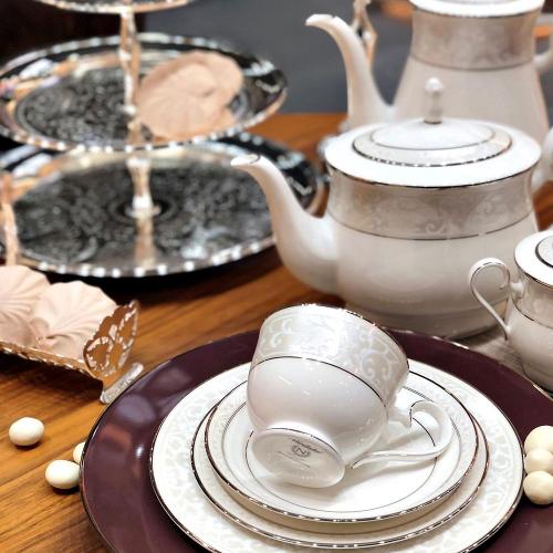 Тарелка хлебная 16,5 см Noritake Montvale Platinum белая