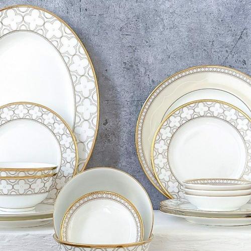 Тарелка хлебная 16,5 см Noritake Trefolio Gold белая