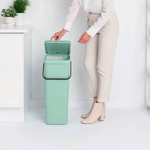 Ведро для мусора 40 л Brabantia Sort & Go зеленое