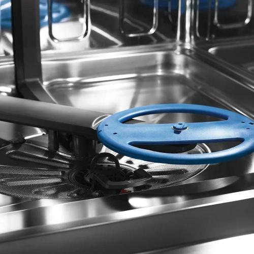 Встраиваемая посудомоечная машина 59,6 см Electrolux EEM48320L белая