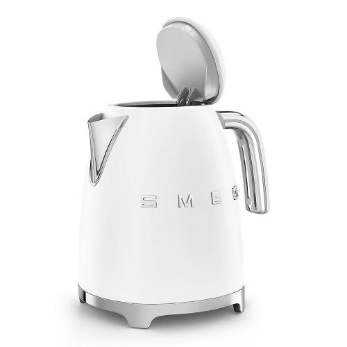 Чайник 1,7 л Smeg 50’s Style KLF03GREU белый матовый