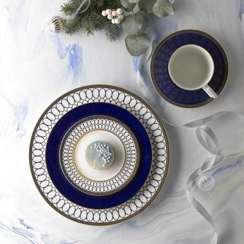 Тарелка десертная 18 см Wedgwood Renaissance Gold
