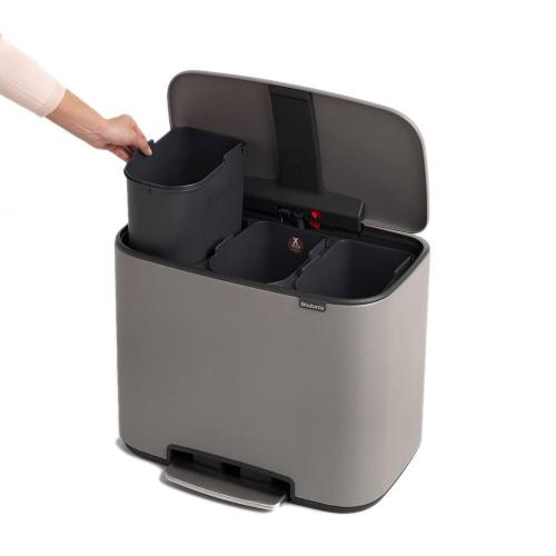 Мусорный бак 33 л Brabantia Bo Pedal Bin серый