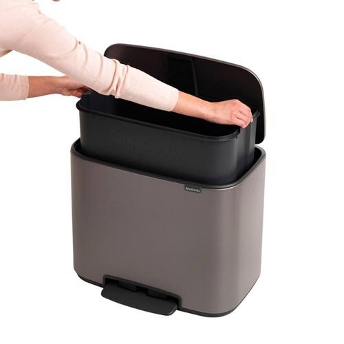 Мусорный бак с педалью 36 л Brabantia Bo Pedal Bin платиновый