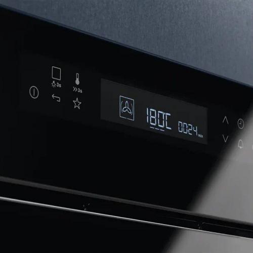 Электрический духовой шкаф 59,5 см Electrolux EOE7P31Z черный