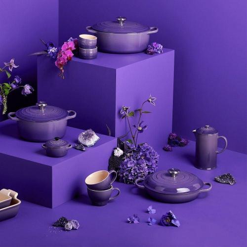 Кастрюля чугунная 31 см 6,3 л Le Creuset Signature фиолетовая