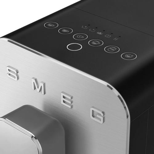 Кофемашина автоматическая 1,4 л SMEG Collezione BCC13BLMEU черная