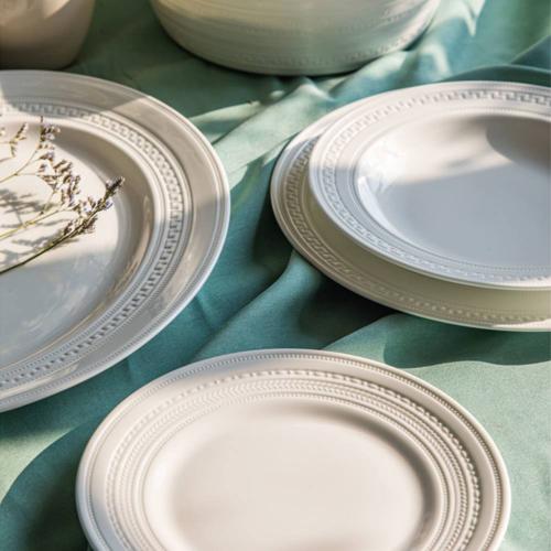 Столовый сервиз на 6 персон Wedgwood Intaglio белый 20 пр