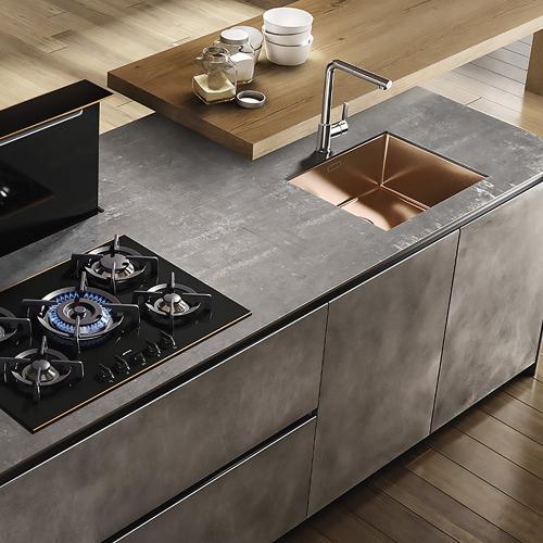 Кухонная мойка 34 см Smeg Mira VSTR34BRX латунная