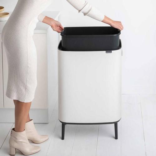 Мусорный бак 60 л Brabantia Bo Touch Bin Hi белый