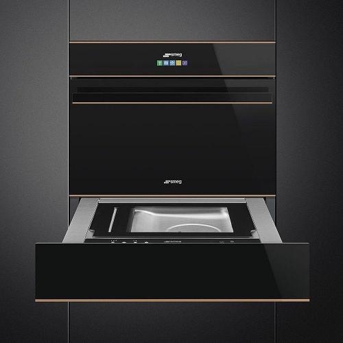 Вакуумный упаковщик 60х14 см Smeg Dolce Stil Novo CPV615NR черный