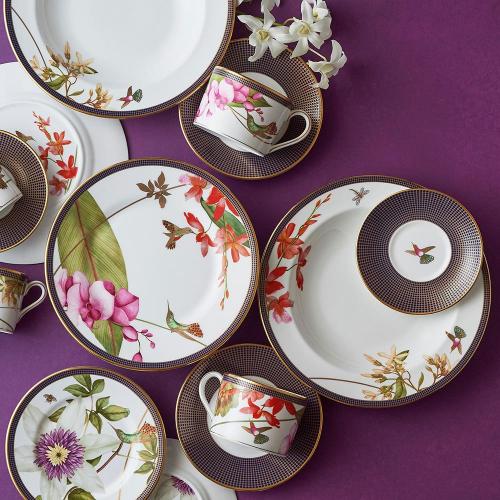 Тарелка суповая 23 см Wedgwood Hummingbird белая