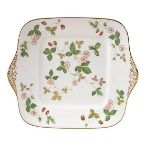 Блюдо для пирожных 27х24 см Wedgwood Wild Strawberry