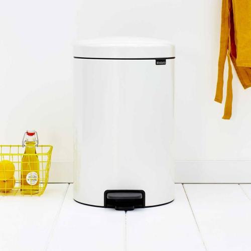 Мусорный бак с педалью 20 л Brabantia NewIcon белый