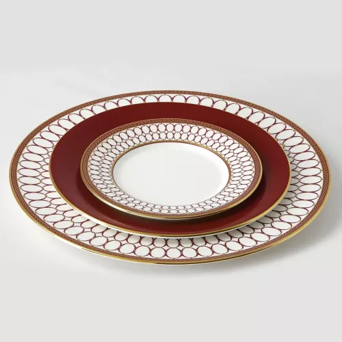 Тарелка десертная 17,7 см Wedgwood Renaissance red красная