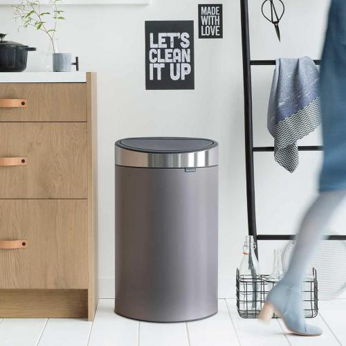 Мусорный бак 40 л Brabantia Touch Bin серый