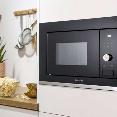 Встраиваемая микроволновая печь 59,5х38,8 см Gorenje Advanced BM201AG1BG черная
