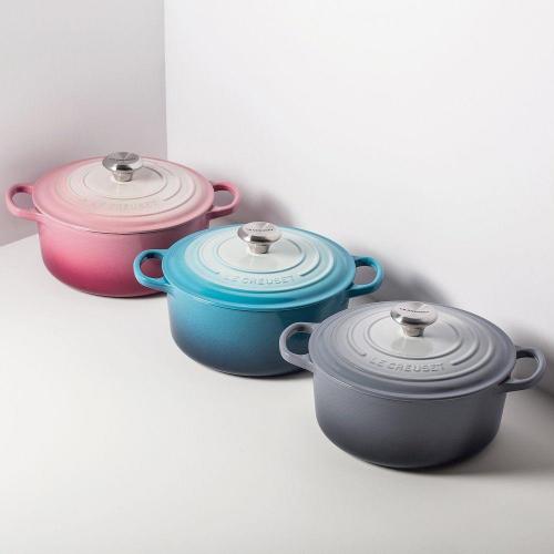 Кастрюля чугунная 24 см 4,2 л Le Creuset Signature розовая