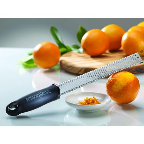 Терка Microplane Microplane Premium Classic для сыра и цитрусовых черная