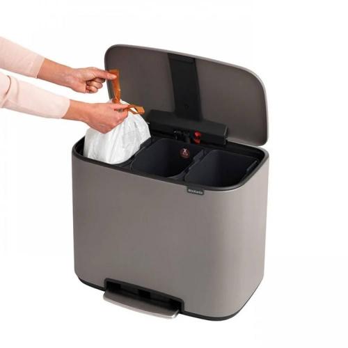 Мусорный бак 33 л Brabantia Bo Pedal Bin серый