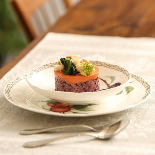 Тарелка обеденная 27 см Noritake Orchard Garden белая