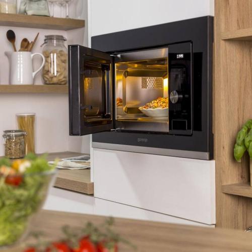 Встраиваемая микроволновая печь 59,5х38,8 см Gorenje Advanced BM201AG1BG черная