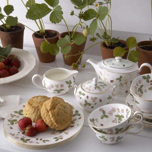Чайник заварочный Wedgwood Wild Strawberry