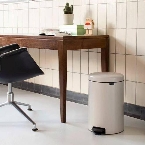 Ведро для мусора 20 л Brabantia NewIcon бежевое