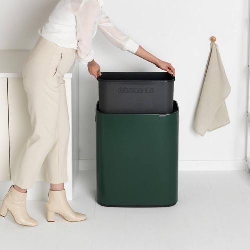 Мусорный бак 60 л Brabantia Bo Touch Bin зеленая сосна