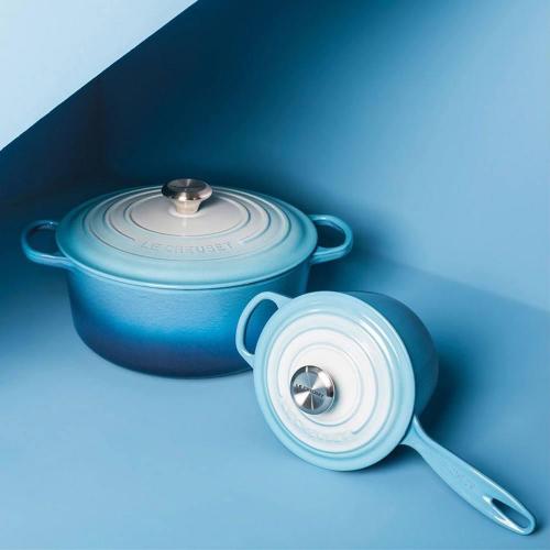 Кастрюля чугунная 24 см 4,2 л Le Creuset Signature голубая