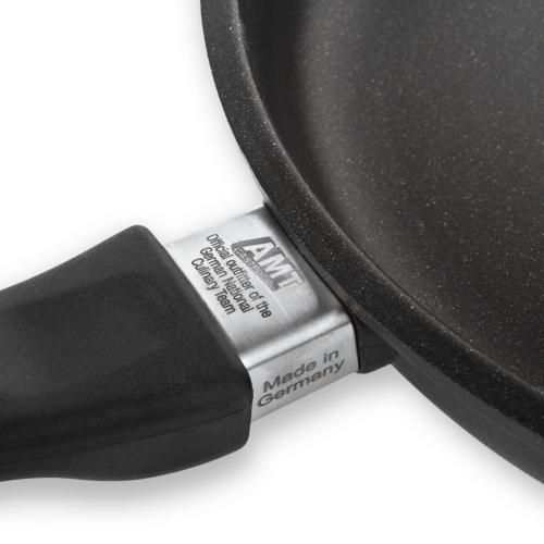 Сковорода алюминиевая 28 см AMT Frying Pans