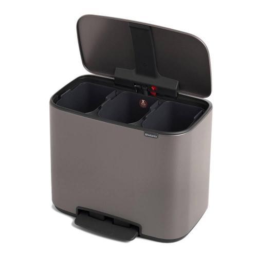 Мусорный бак 33 л Brabantia Bo Pedal Bin серый