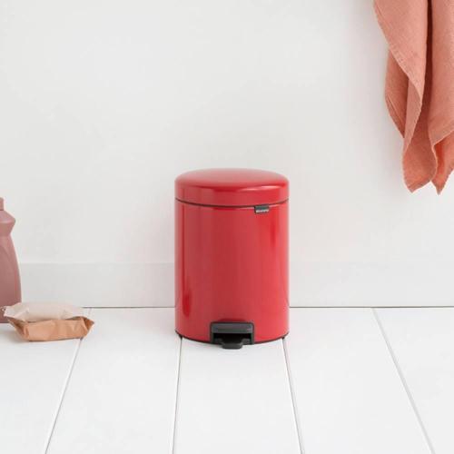 Мусорный бак с педалью 5 л Brabantia NewIcon красный