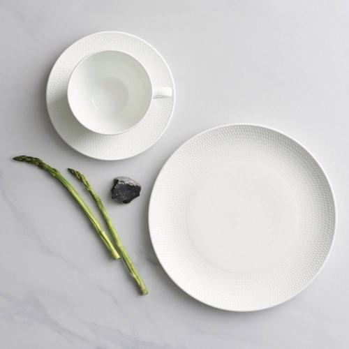 Тарелка десертная 17 см Wedgwood Gio